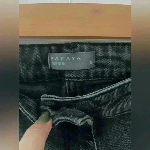 Papaya denim size 16 plus distressed black  denims super stretch - Picture 4 of 8